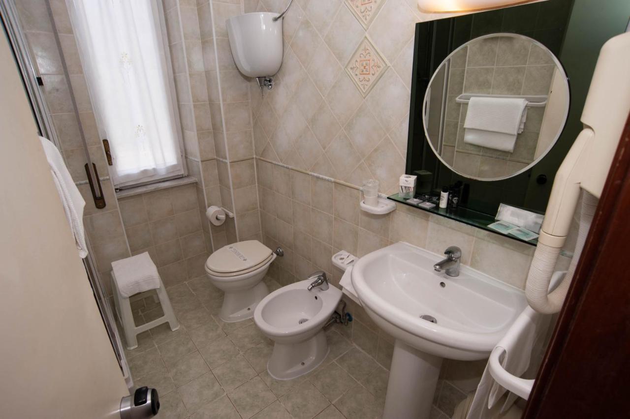 Hotel Posta Dependance Кьянчано-Терме Экстерьер фото